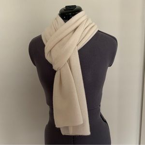 Eurkea 100% Cashmere Ivory Scarf